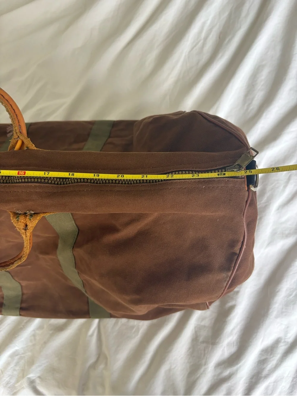 Vintage 1970s  L.L. Bean Canvas Duffle Bag Leather Bottom Sawtooth Tag Talon Zip